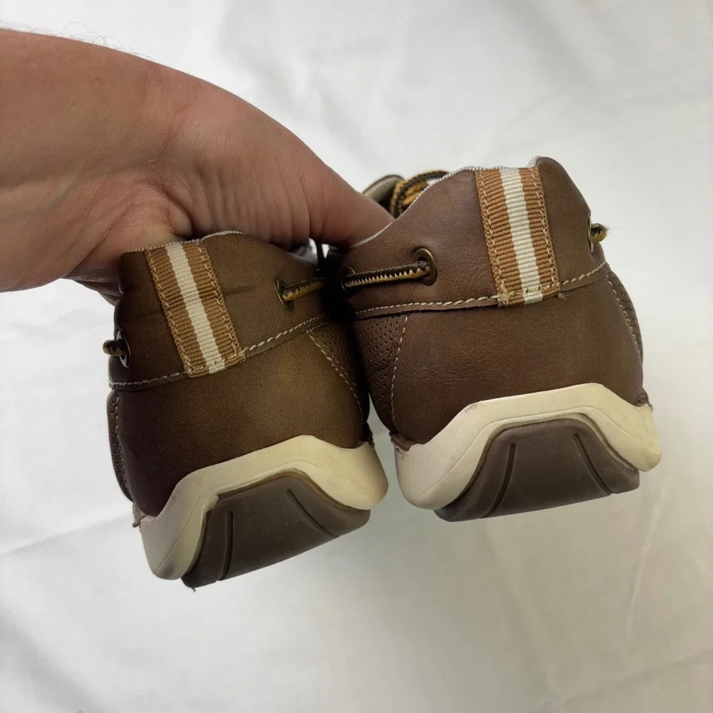 IZOD Mens Brown Faux Leather Memory Foam Boat‎ Shoes Lace Up Size 10 M Preppy